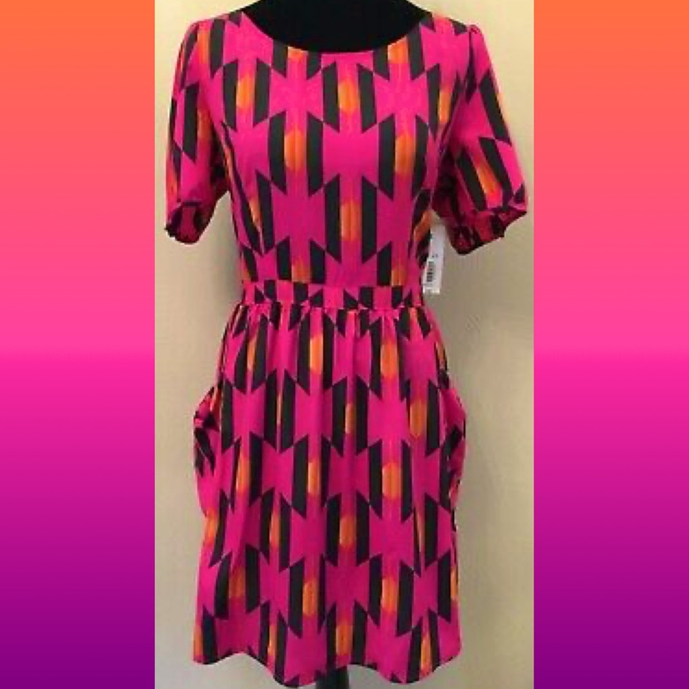 Unique && Vibrant Purplish Pink, Orange, & Black Peek-a-Boo Geometric Dress 🖤